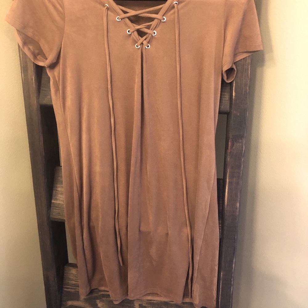 Velour dress with front ties